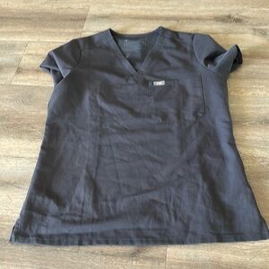 Caterina one pocket figs, scrub top